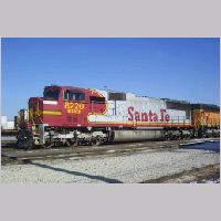 BNSF8220_SD75M_C_exSF_02102005.jpg